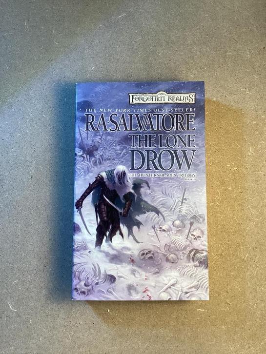 Forgotten Realms – The Lone Drow, Boeken, Fantasy, Zo goed als nieuw, Ophalen of Verzenden