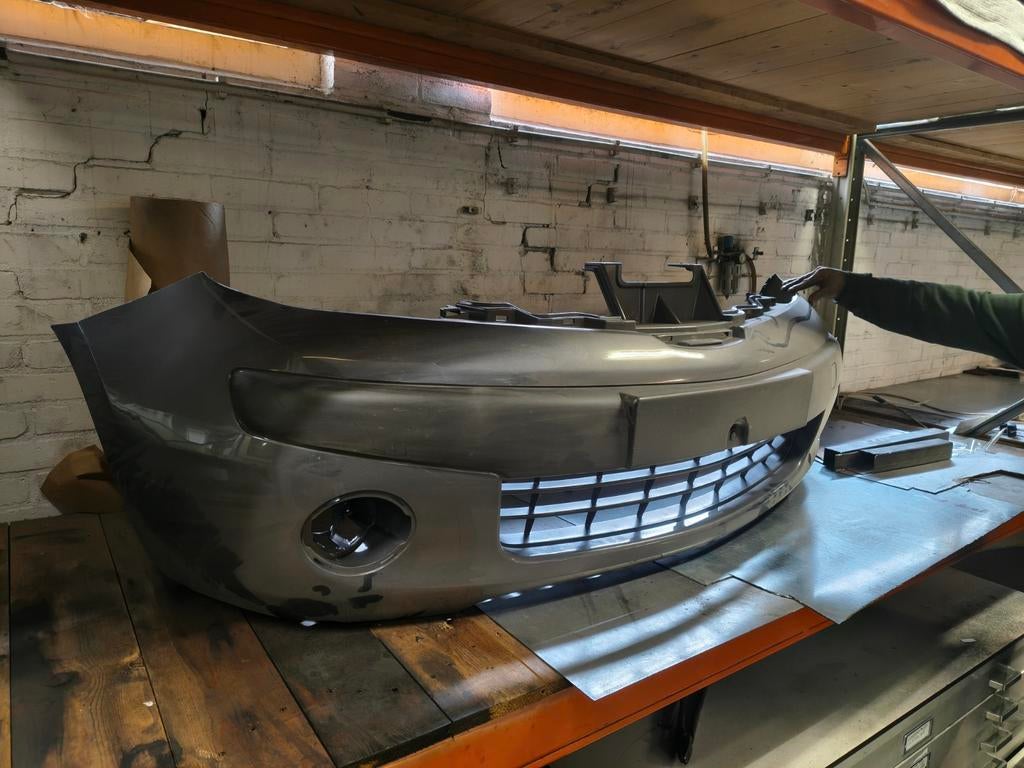 Voorbumper Nissan Note - Donkergrijs, Gebruikt, Voor, Ophalen of Verzenden, Bumper
