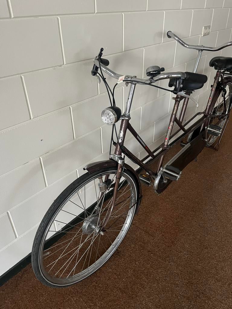 Stevige Gazelle tandem met nieuwe verlichting en slot, Ophalen, Gebruikt, Minder dan 10 versnellingen