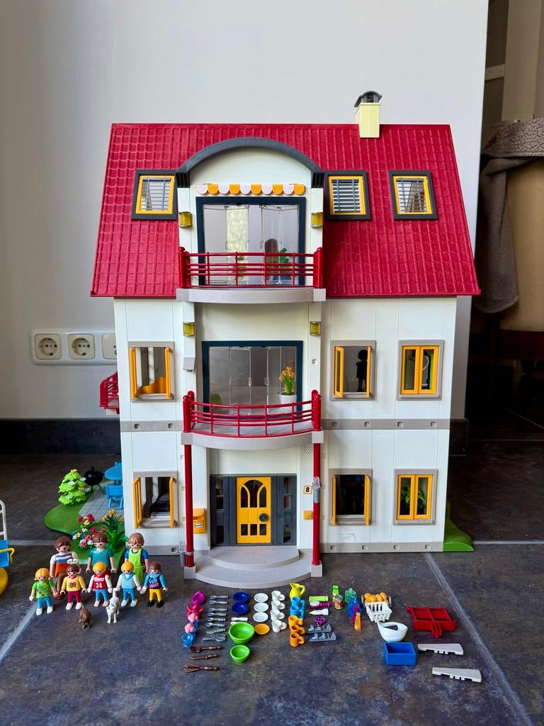 Playmobil huis met extra draaimolen en accessoires, Kinderen en Baby's, Speelgoed | Poppen, Ophalen, Gebruikt, Overige typen