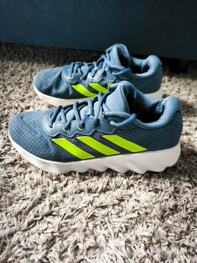 Adidas schoenen maat 41 1/3, Ophalen, Gedragen, Adidas, Sneakers of Gympen