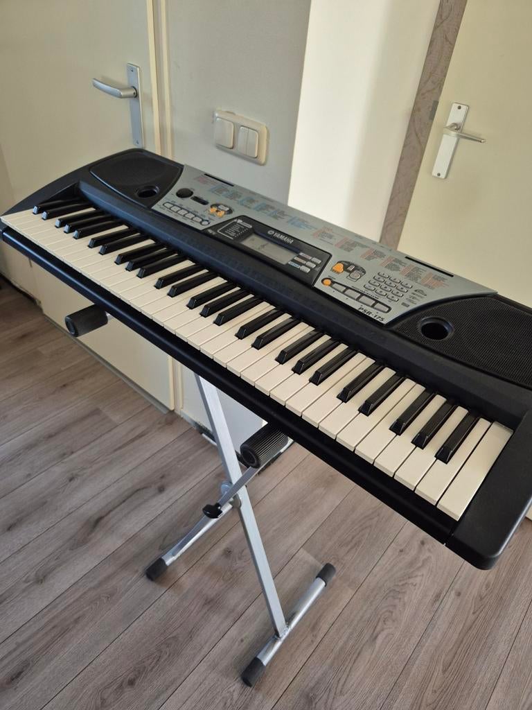 Yamaha keyboard PSR-175, Muziek en Instrumenten, Keyboards, Ophalen, Gebruikt, 61 toetsen, Yamaha