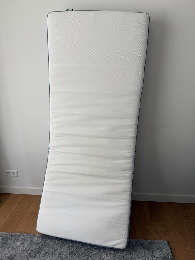 IKEA Vesteröy matras 80x200 cm voor kinderbed, Huis en Inrichting, Slaapkamer | Matrassen en Bedbodems, Ophalen, Eenpersoons, Zo goed als nieuw