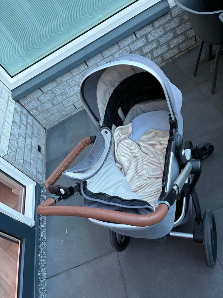 Joolz Day + grijs - compleet met veel accessoires, Kinderen en Baby's, Kinderwagens en Combinaties, Gebruikt, Kinderwagen, Overige merken