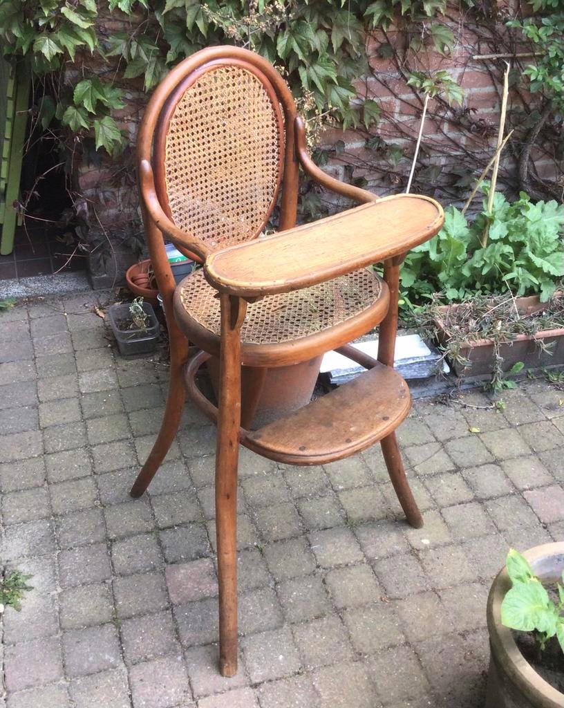 Antieke kinderstoel Thonet Wenen, Antiek en Kunst, Antiek | Meubels | Stoelen en Banken, Ophalen