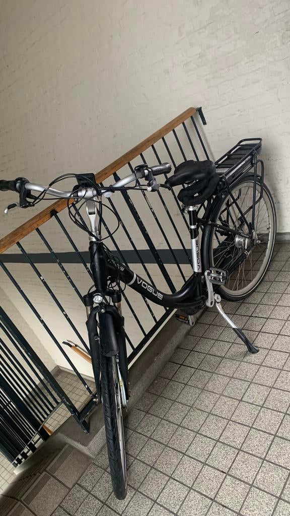 Vogue Premium E-bike - Framemaat 55, 7 versnellingen, Fietsen en Brommers, Elektrische fietsen, Minder dan 30 km per accu, Gebruikt