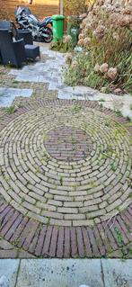 Waaltjes rood en geel tuin gratis, Tuin en Terras, Tegels en Klinkers, Ophalen, Gebruikt, Overige materialen, Klinkers