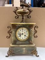 Antieke marmeren pendule met bronzen ornamenten, Ophalen