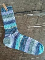 Warme heren sokken hand gebreid blauw mt 45, Kleding | Heren, Sokken en Kousen, Ophalen of Verzenden, Nieuw, Maat 43 t/m 46, Blauw