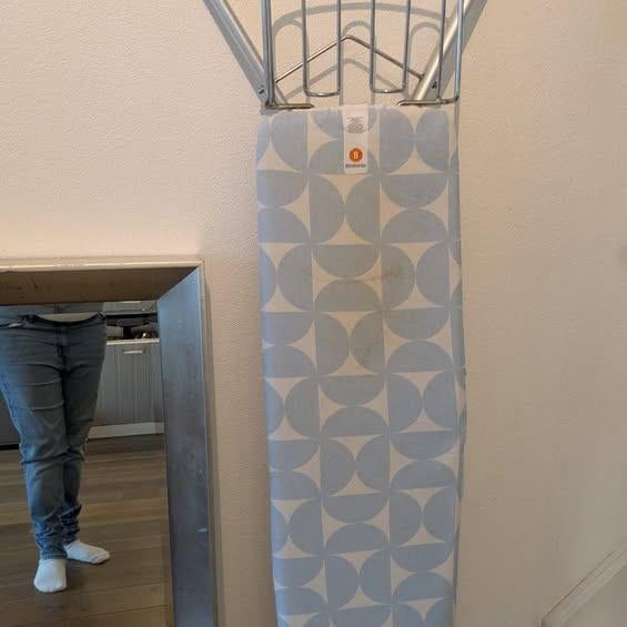 Mirror and Iron Table, Ophalen, Zo goed als nieuw, Minder dan 100 cm, Rechthoekig