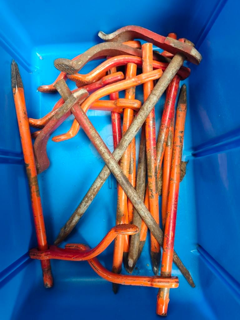 Partij zware grondpennen / haringen met uittrekhendel, Ophalen of Verzenden