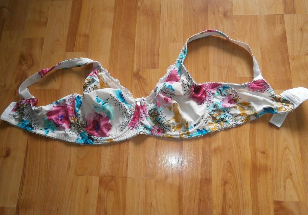 Fijne BPC BH mt 85E veel kleuren+beugel geen vulling als nw, Kleding | Dames, BPC Bonprix, Ophalen of Verzenden, Overige kleuren