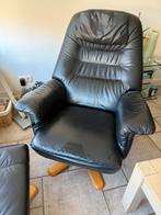 Leren draai- relex stoel met voetenbankje, kleur zwart, Huis en Inrichting, Fauteuils, Ophalen of Verzenden, Gebruikt, Leer, 50 tot 75 cm