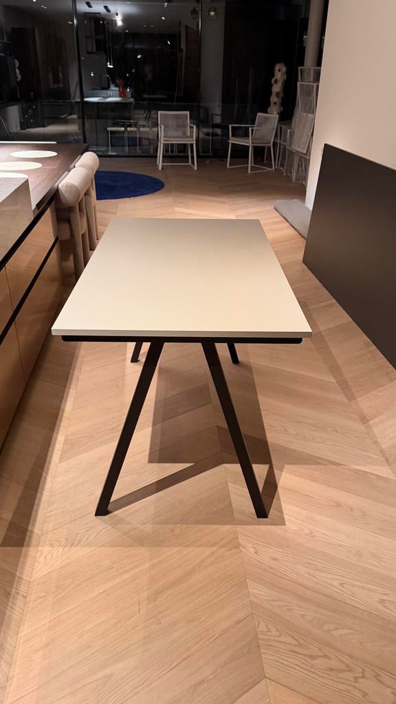 Ikea ADILS / LINNMON studietafel/bureau 120 cm, Ophalen, 50 tot 100 cm, 100 tot 150 cm, Zo goed als nieuw