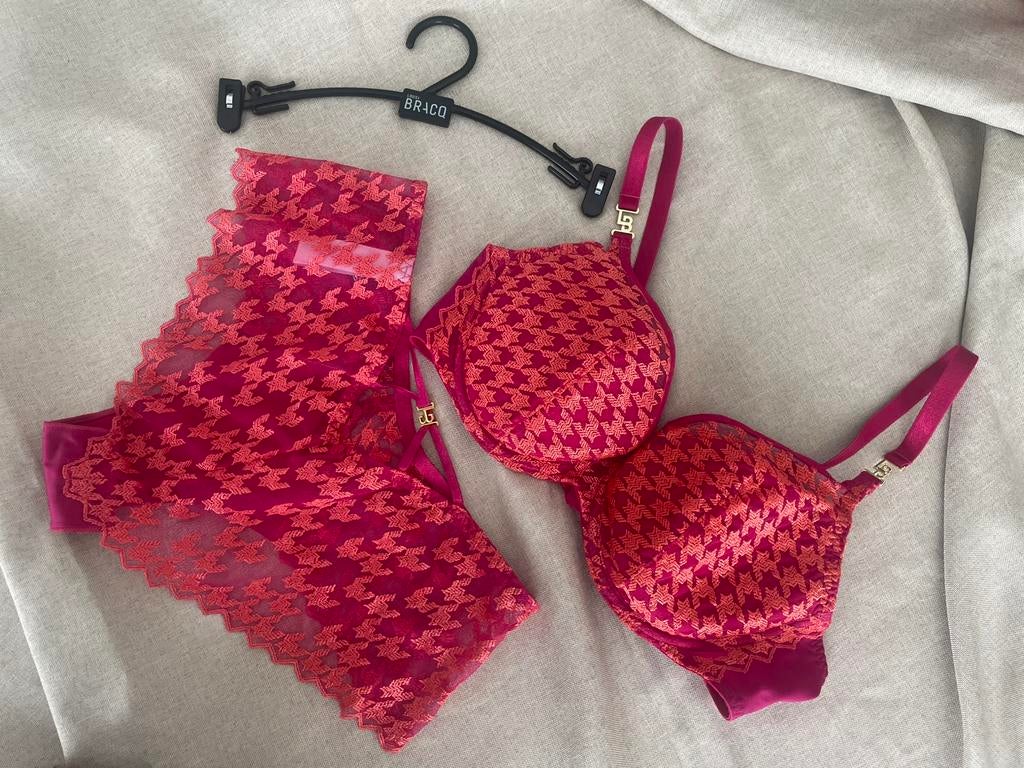 Lingerie setjes / Louisa Bracq, Kleding | Dames, Ondergoed en Lingerie, Ophalen of Verzenden, Overige kleuren, Setje