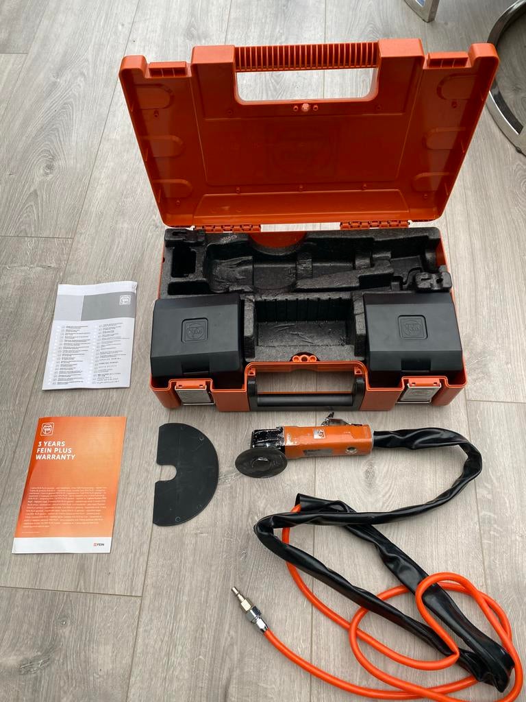 VONROC Oscillerende Multitool 300W – snelwisselsysteem, variabele snelheid – Incl. accessoires en opbergtas