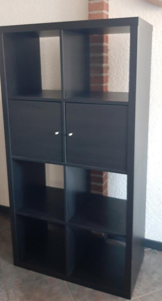 Ikea kallax Vakkenkast met 2 deurtjes, Ophalen, Zo goed als nieuw