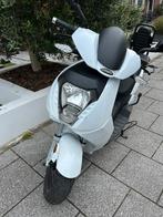 VMoto VT120 LD elektrisch 45 km p/u wit - accu probleem, Fietsen en Brommers, Ophalen, Maximaal 45 km/u, Elektrisch, Zo goed als nieuw