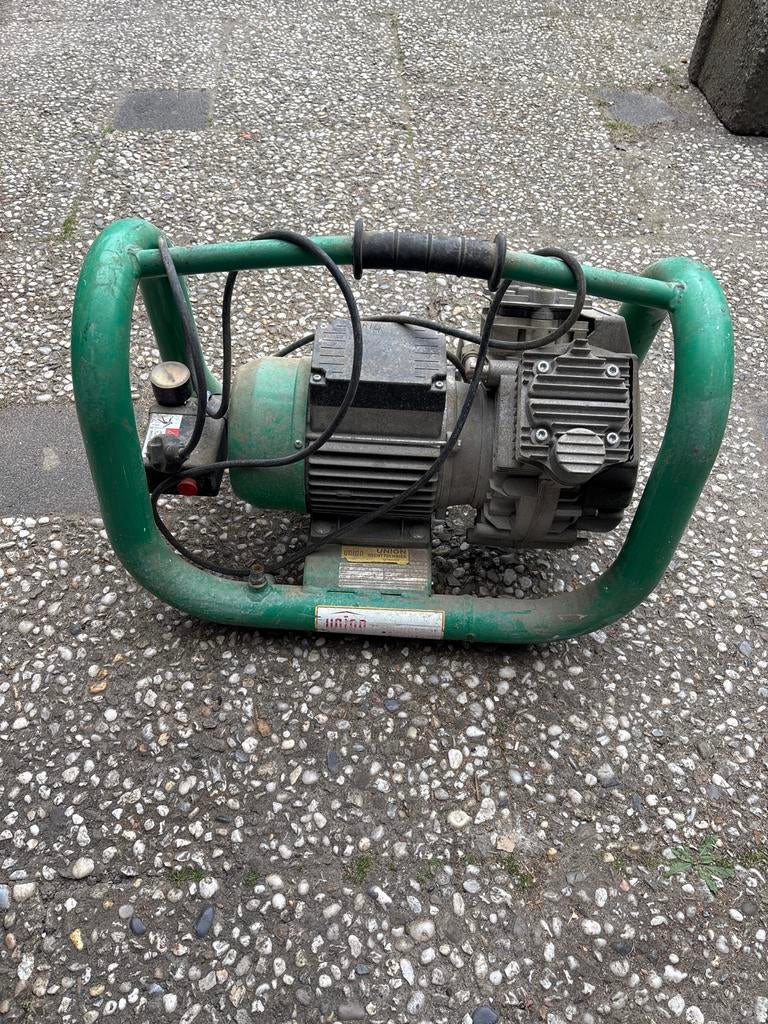 Handcompressor ideaal, Doe-het-zelf en Verbouw, Compressors, Gebruikt, Ophalen of Verzenden, Minder dan 200 liter/min, Minder dan 25 liter