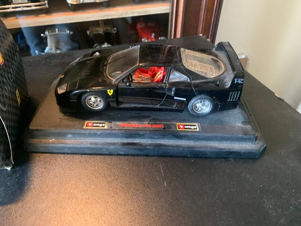 model auto ferrari  f40  1987, Ophalen of Verzenden, Zo goed als nieuw, Auto, Bburago