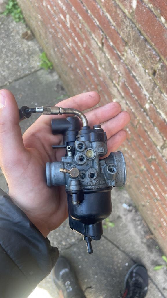 Piaggio 2t 17,5mm carberateur met evt oliepompje, Fietsen en Brommers, Brommeronderdelen | Algemeen, Zo goed als nieuw, Carburateur