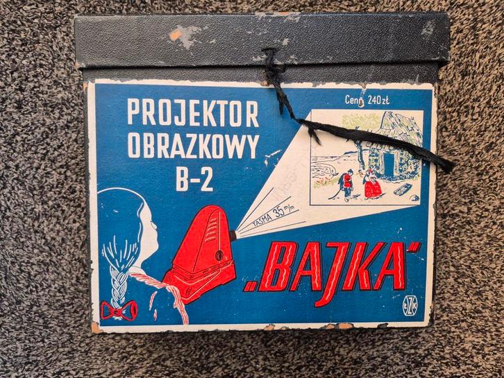 Vintage Bajka B-2 Filmprojector met films en doos, Audio, Tv en Foto, Diaprojectors, Ophalen