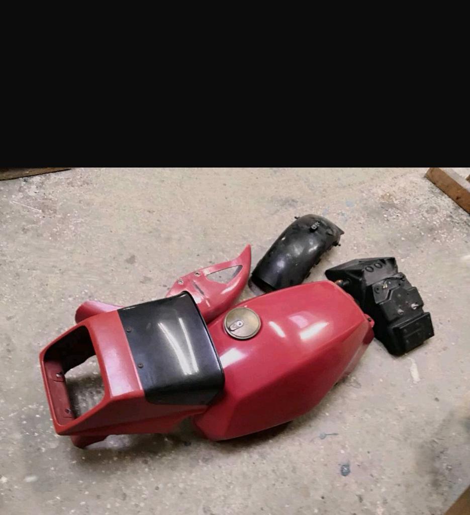 Suzuki GSX1100E, GU71B, bouwjaar 1982, Motorfiets spatborden, Ophalen of Verzenden