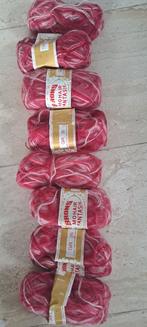 7 bollen Brons Mohair Fantasie rood/wit garen, Ophalen of Verzenden, Nieuw, Breien of Haken, Wol of Garen