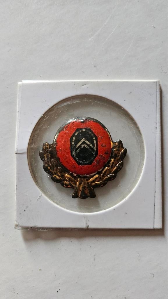 Antiek speldje gratis, Verzamelen, Ophalen, Landmacht, Nederland, Embleem of Badge
