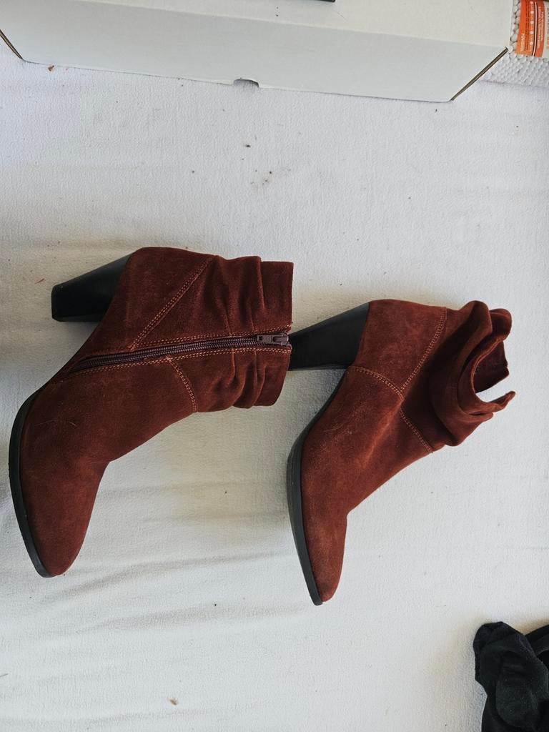 Ann Rocks suède enkellaarsjes - Maat 38, Kleding | Dames, Schoenen, Ophalen, Ann Rocks, Bruin, Lage of Enkellaarzen