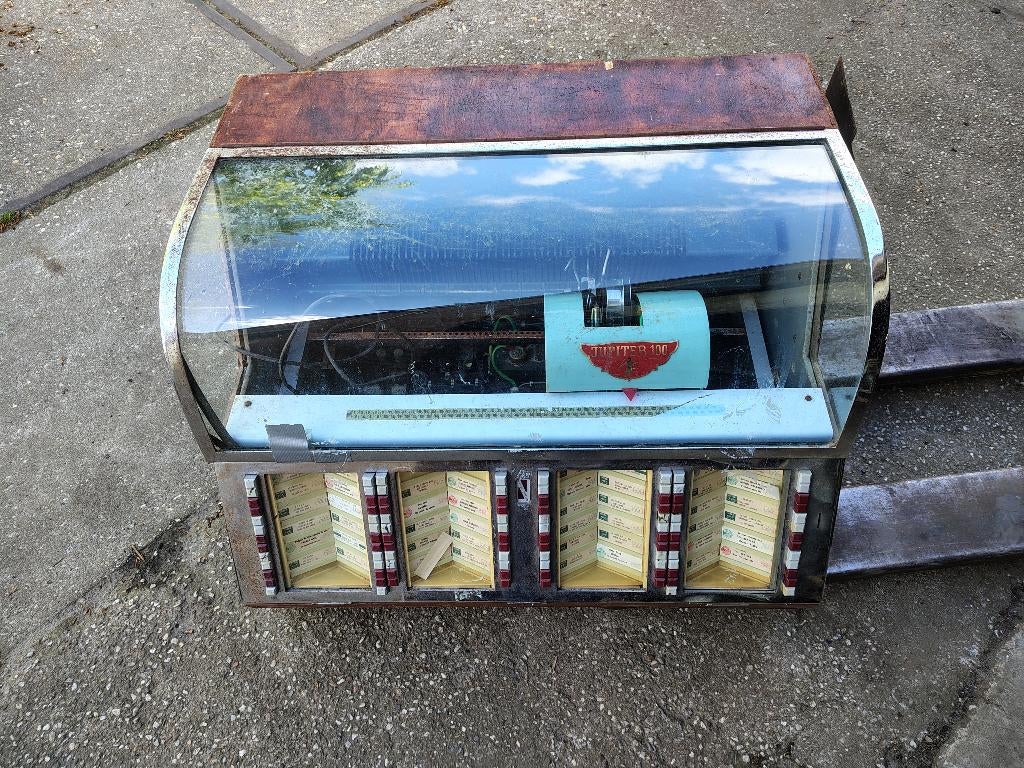 Jupiter 100 (1956) jukebox, Ophalen, 1950 tot 1960, Seeburg