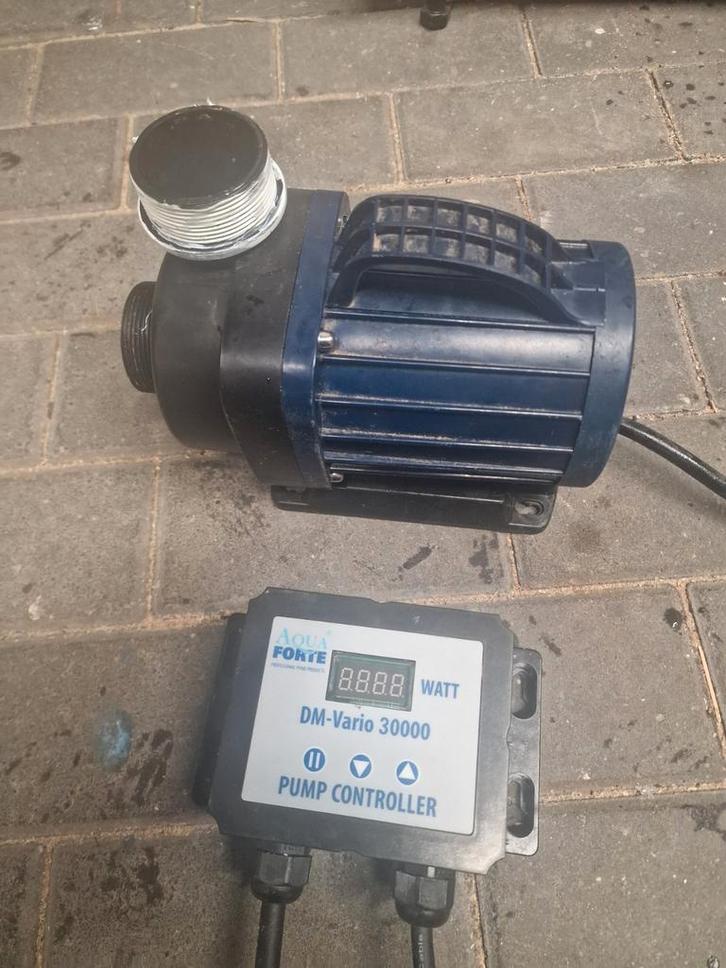 Aqua Forte DM-Vario 30000 Pomp met Controller, Tuin en Terras, Waterpompen, Gebruikt, Elektrisch, Overige typen, Ophalen of Verzenden