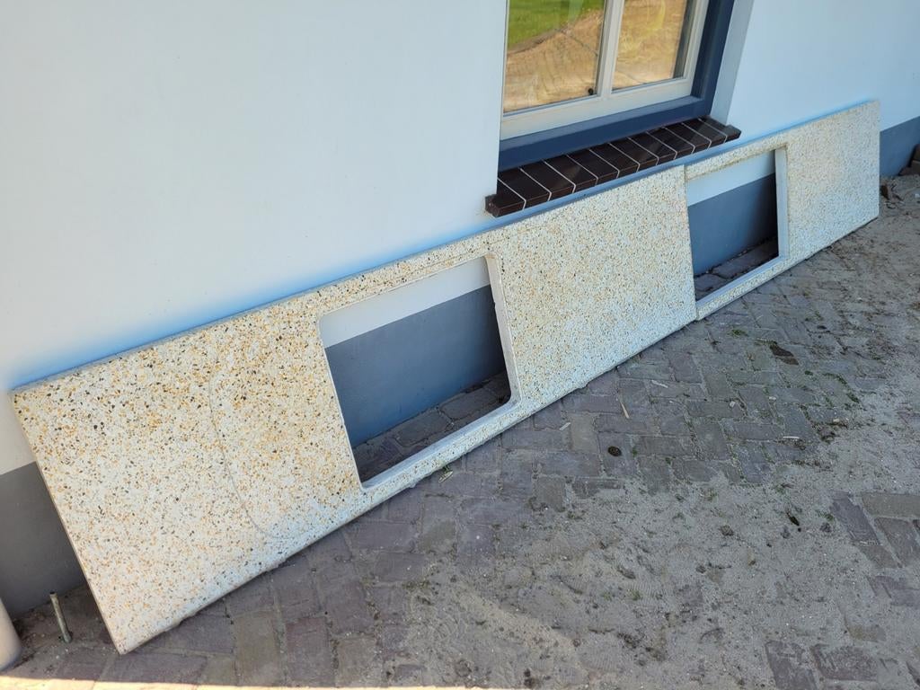 Granito aanrechtblad 2 delen 3,95 m lang, Huis en Inrichting, Keuken | Keukenelementen, Ophalen, Gebruikt, 200 cm of meer, Minder dan 100 cm