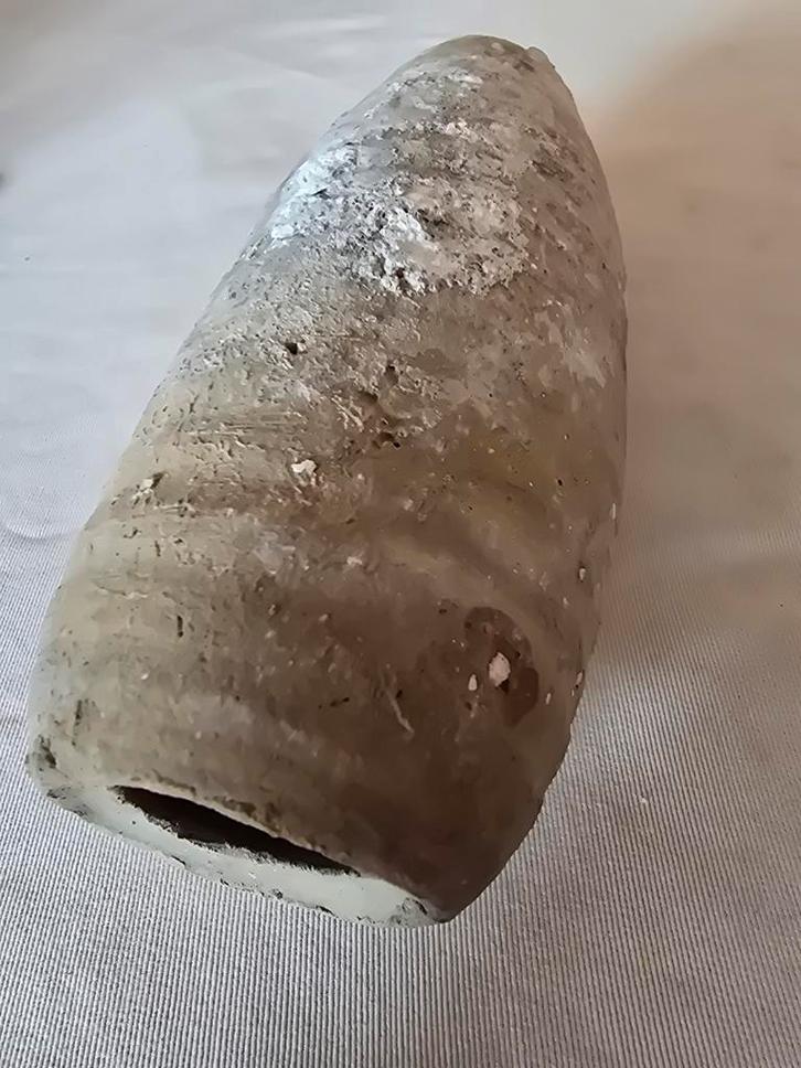 Belemniet fossiel - Uniek prehistorisch stuk, Verzamelen, Mineralen en Fossielen, Fossiel, Ophalen of Verzenden