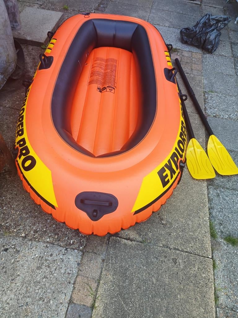 2 persoons opblaasbare boot met peddels, Kinderen en Baby's, Ophalen, Zo goed als nieuw