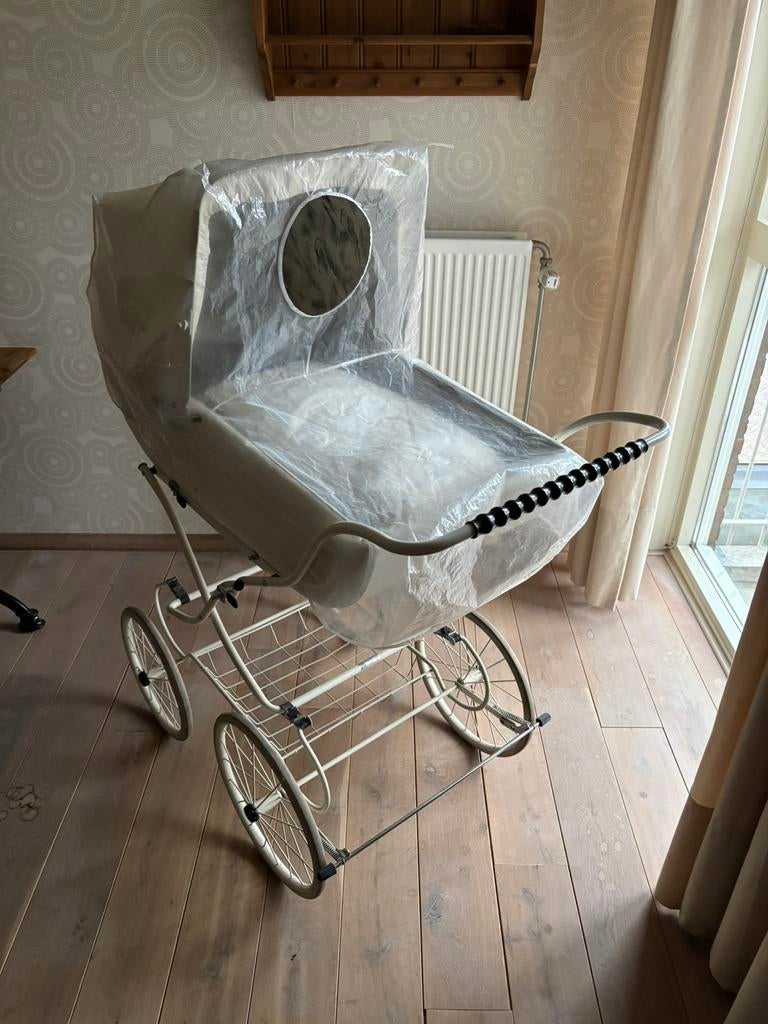 GRATIS kinderwagen !!!!! N, Ophalen, Zo goed als nieuw, Overige merken