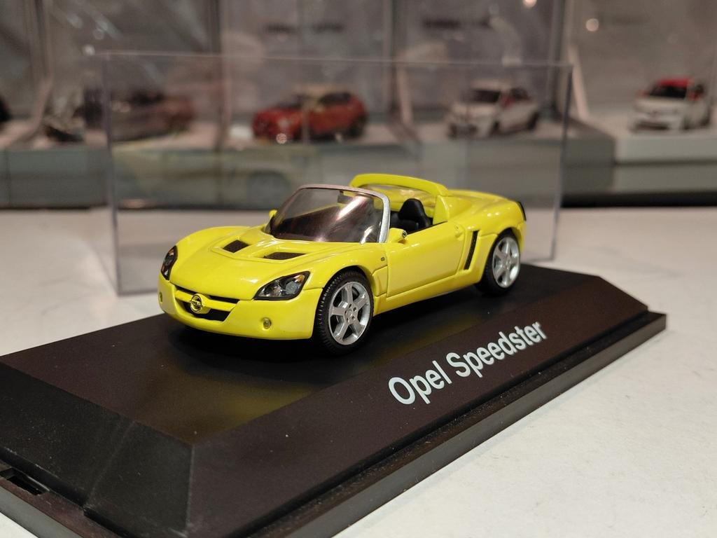 Opel Speedster 2001-2005 Gelb 1/43 Schuco, Hobby en Vrije tijd, Modelauto's | 1:43, Ophalen of Verzenden, Gebruikt, Auto, Schuco