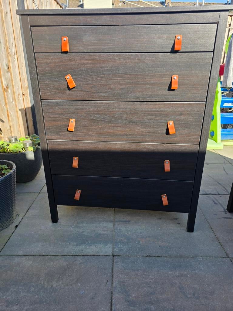 Stoere ladenkast met 5 laden en lederen handgrepen, Huis en Inrichting, Kasten | Ladekasten, Modern, Robuust, 5 laden of meer