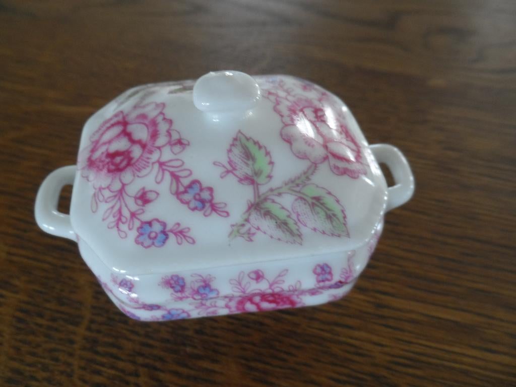 Terrine miniatuur., Antiek en Kunst, Ophalen of Verzenden