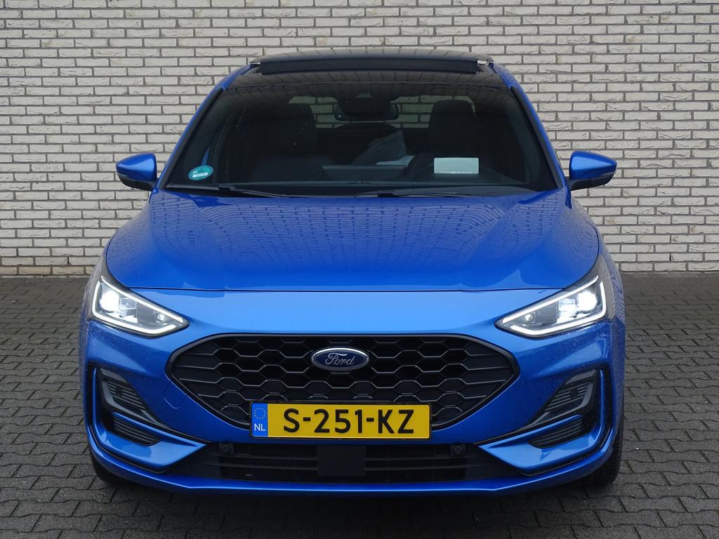 Ford Focus 1.0 Turbo 125pk Mild Hybride ST Line X | Winter P, Auto's, Ford, 12 maanden, Stof, Gebruikt, Blauw