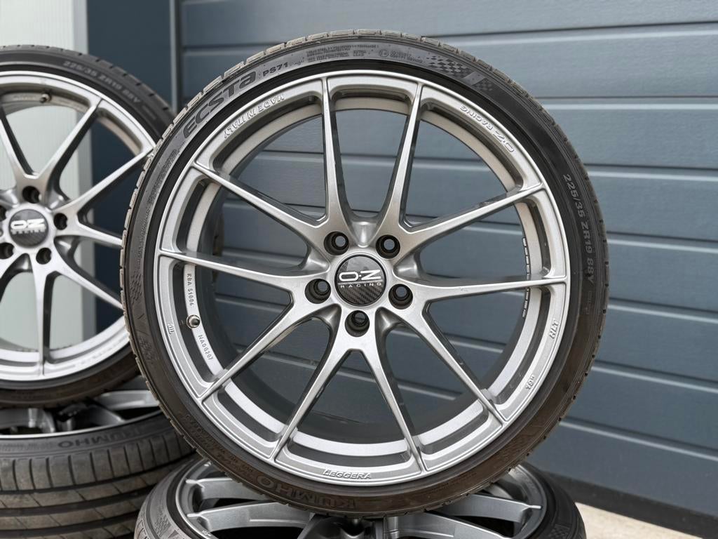 5x112 OZ-Leggera Kumho Ecsta Splinternieuwe Set! 19”, Auto-onderdelen, Banden en Velgen, 19 inch, Banden en Velgen, Nieuw, Ophalen of Verzenden