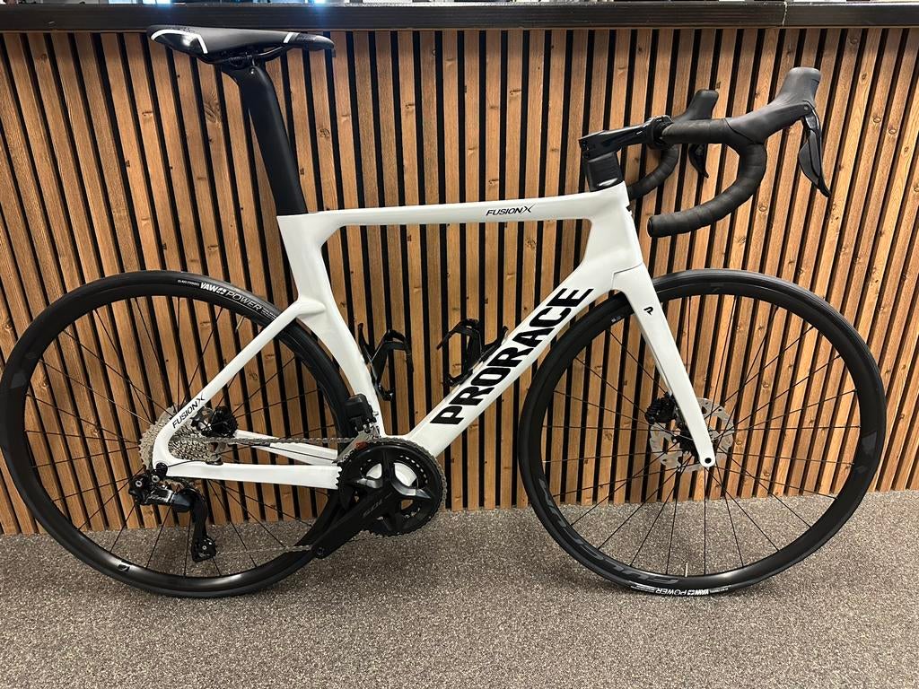 Prorace fusion -x / 105 di2 demo €1750,- slechts 45 km !, Fietsen en Brommers, Fietsen | Racefietsen, Carbon, Nieuw, 49 tot 53 cm