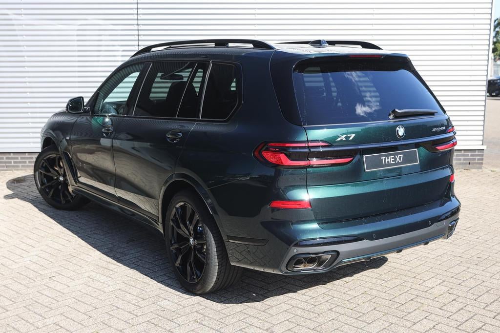 BMW X7 xDrive40i HIgh Execuitve M Sport Automaat / Panoramad, Auto's, BMW, Automaat, Zwart, 7 stoelen, 2998 cc