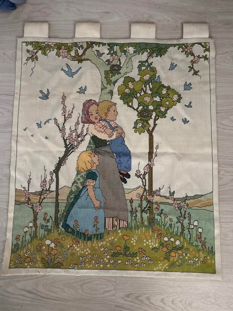 Te koop geborduurd wandkleed, Ophalen of Verzenden, Zo goed als nieuw, Overige typen