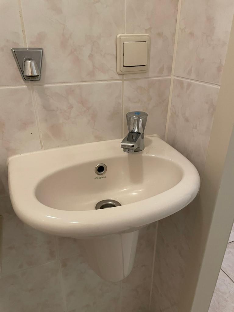 Complete fontein set: Sphinx fonteintje met kraan en sifon, Ophalen, Gebruikt, Steen, Wastafel