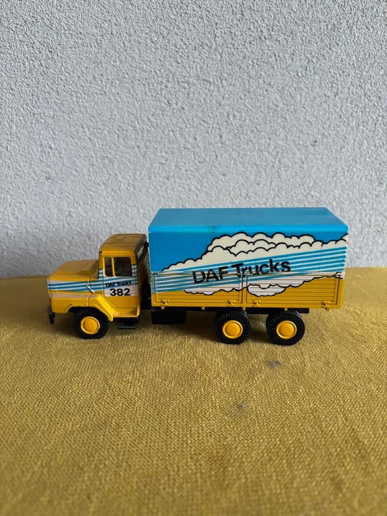 Parijs Dakar Jan de rooy, Hobby en Vrije tijd, Modelauto's | 1:87, Ophalen of Verzenden, Nieuw, Bus of Vrachtwagen, Overige merken