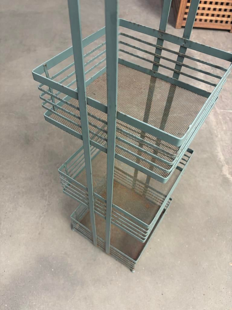 Metalen buitenrek met 3 etages - Grijsgroen, Ophalen of Verzenden, Gebruikt