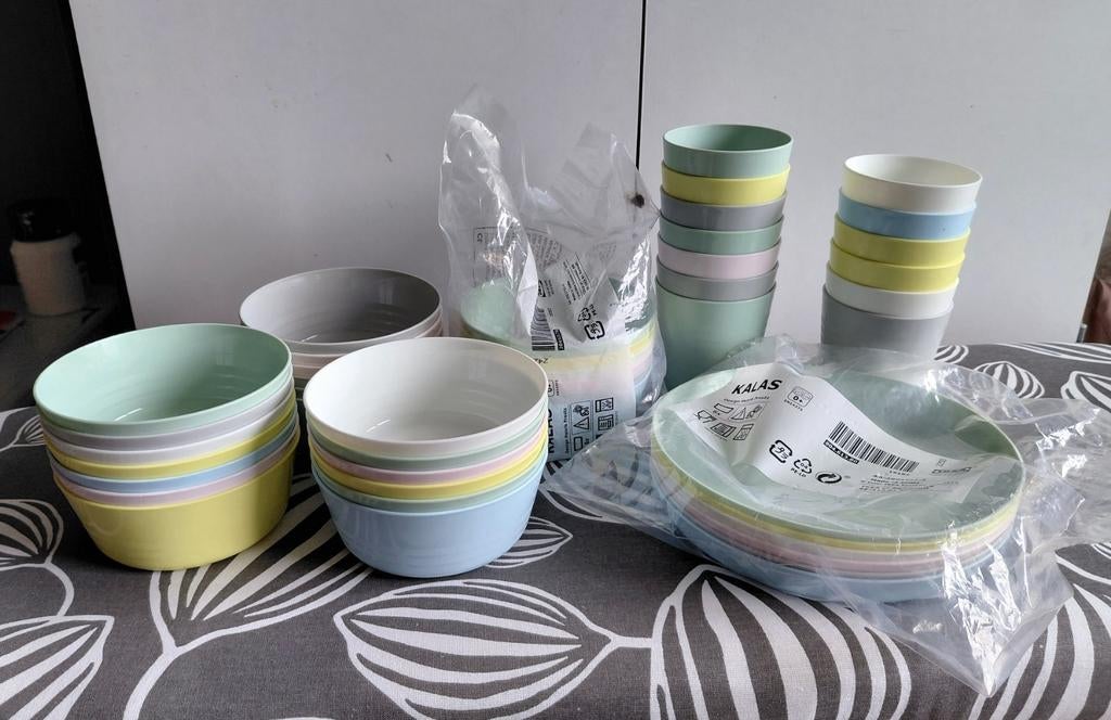 Kommen, bekers en bordjes Kalas Ikea, Ophalen, Zo goed als nieuw