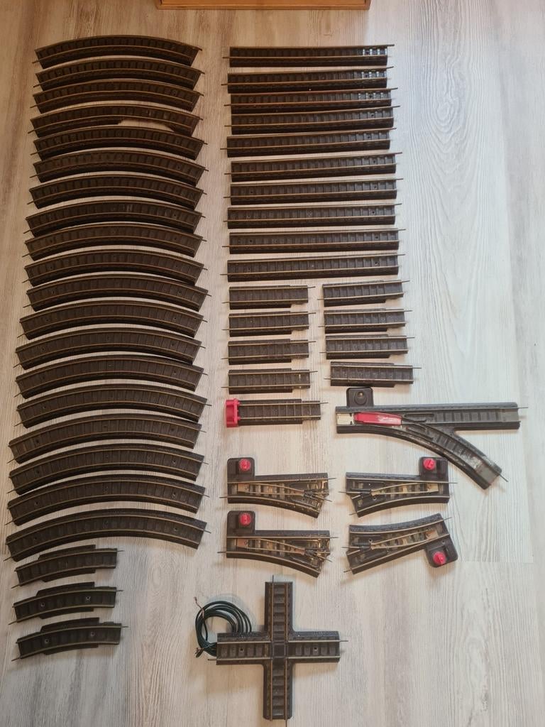 Jouef rails met bedding,zeer oud! ZELDZAAM!!, Hobby en Vrije tijd, Modeltreinen | H0, Gebruikt, Gelijkstroom, Jouef, Rails