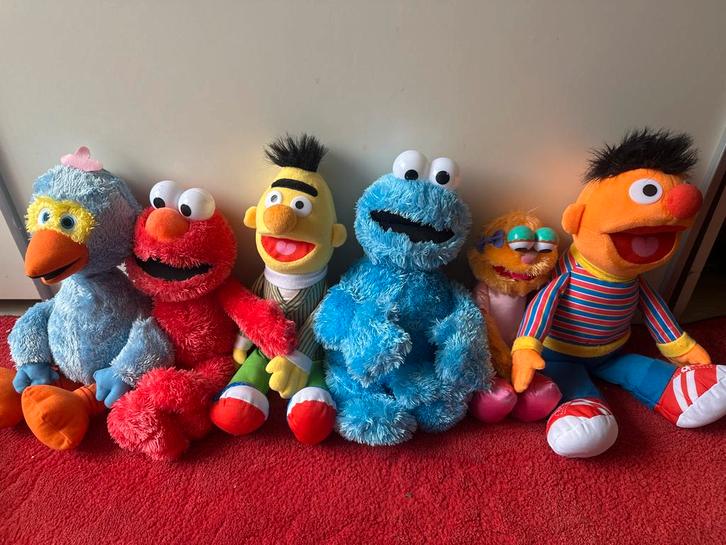 Sesamstraat Knuffels - Set van 6, Kinderen en Baby's, Speelgoed | Knuffels en Pluche, Zo goed als nieuw, Overige typen, Ophalen